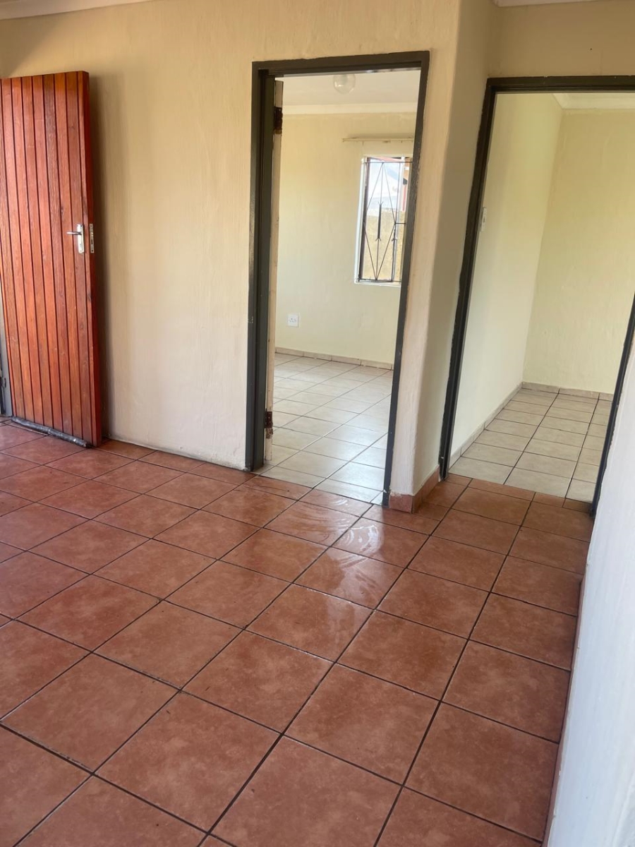 To Let 2 Bedroom Property for Rent in Maokeng Gauteng
