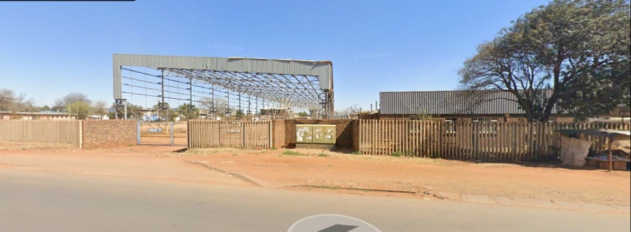 Commercial Property for Sale in Clayville Industria Gauteng