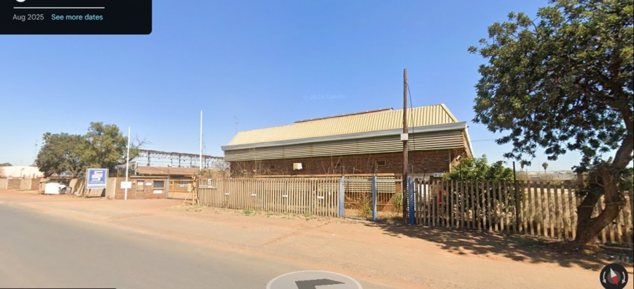 Commercial Property for Sale in Clayville Industria Gauteng