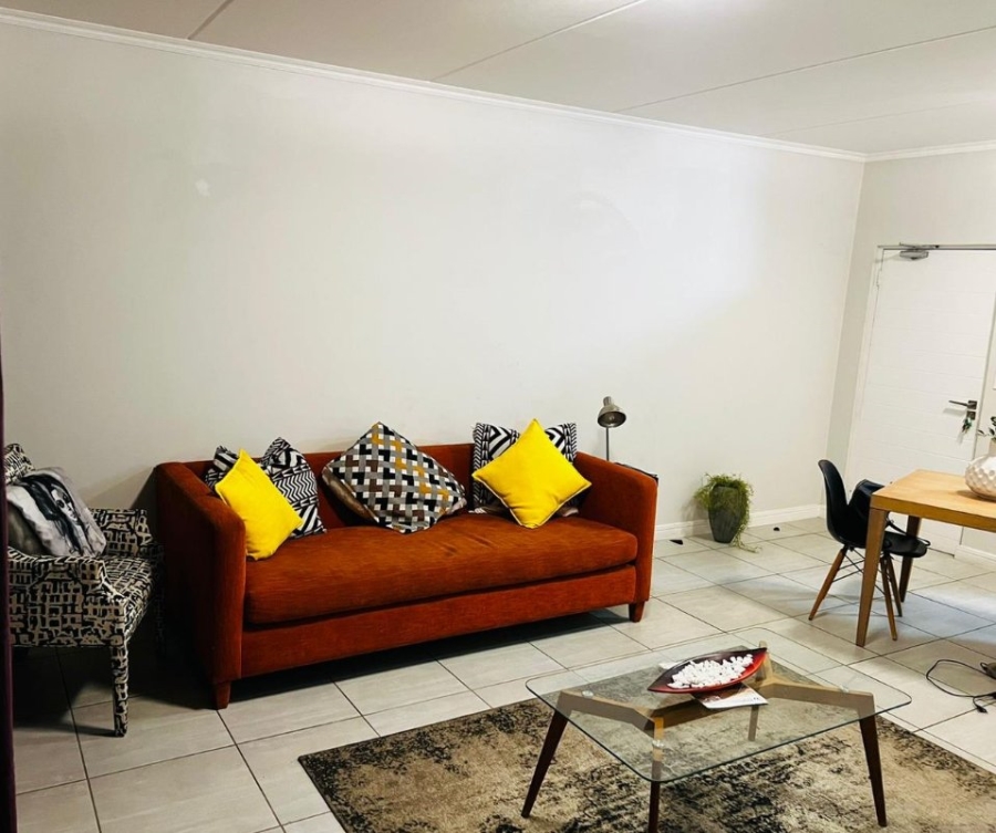 To Let 2 Bedroom Property for Rent in Waterfall Gauteng