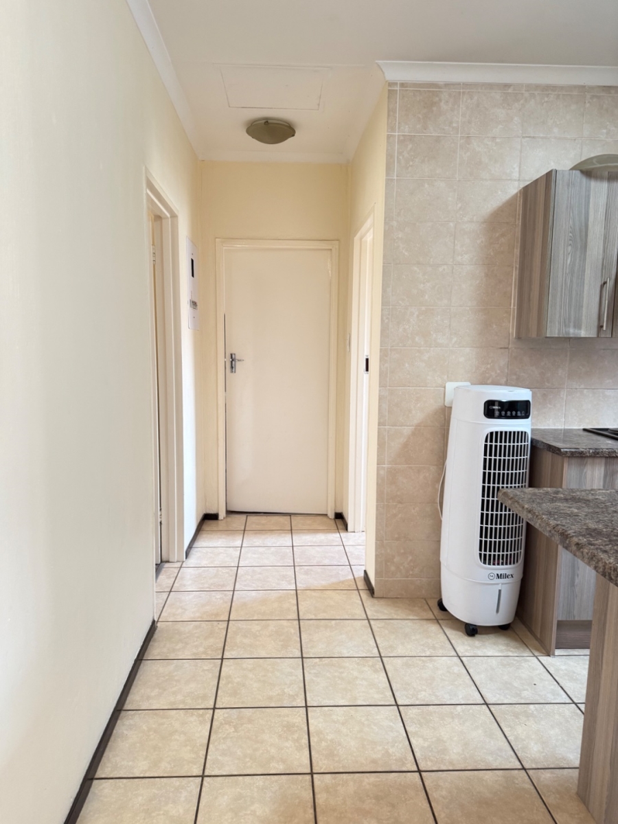 To Let 2 Bedroom Property for Rent in Randpark Ridge Gauteng