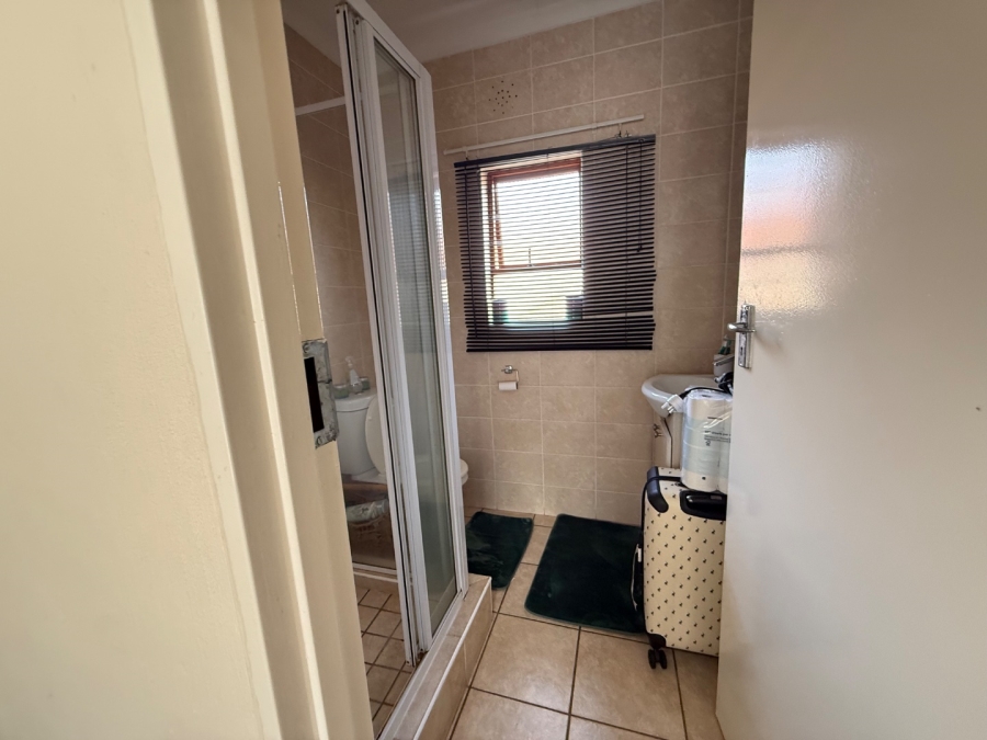 To Let 2 Bedroom Property for Rent in Randpark Ridge Gauteng
