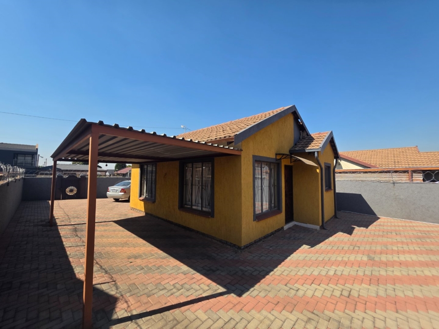 2 Bedroom Property for Sale in Soshanguve XX Gauteng