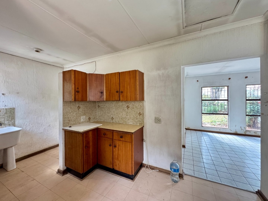 3 Bedroom Property for Sale in Die Hoewes Gauteng