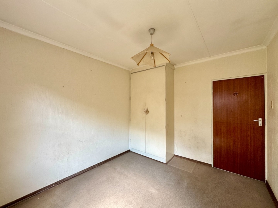 3 Bedroom Property for Sale in Die Hoewes Gauteng