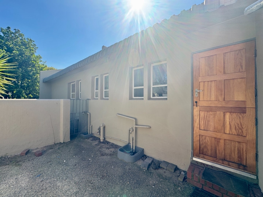 3 Bedroom Property for Sale in Die Hoewes Gauteng