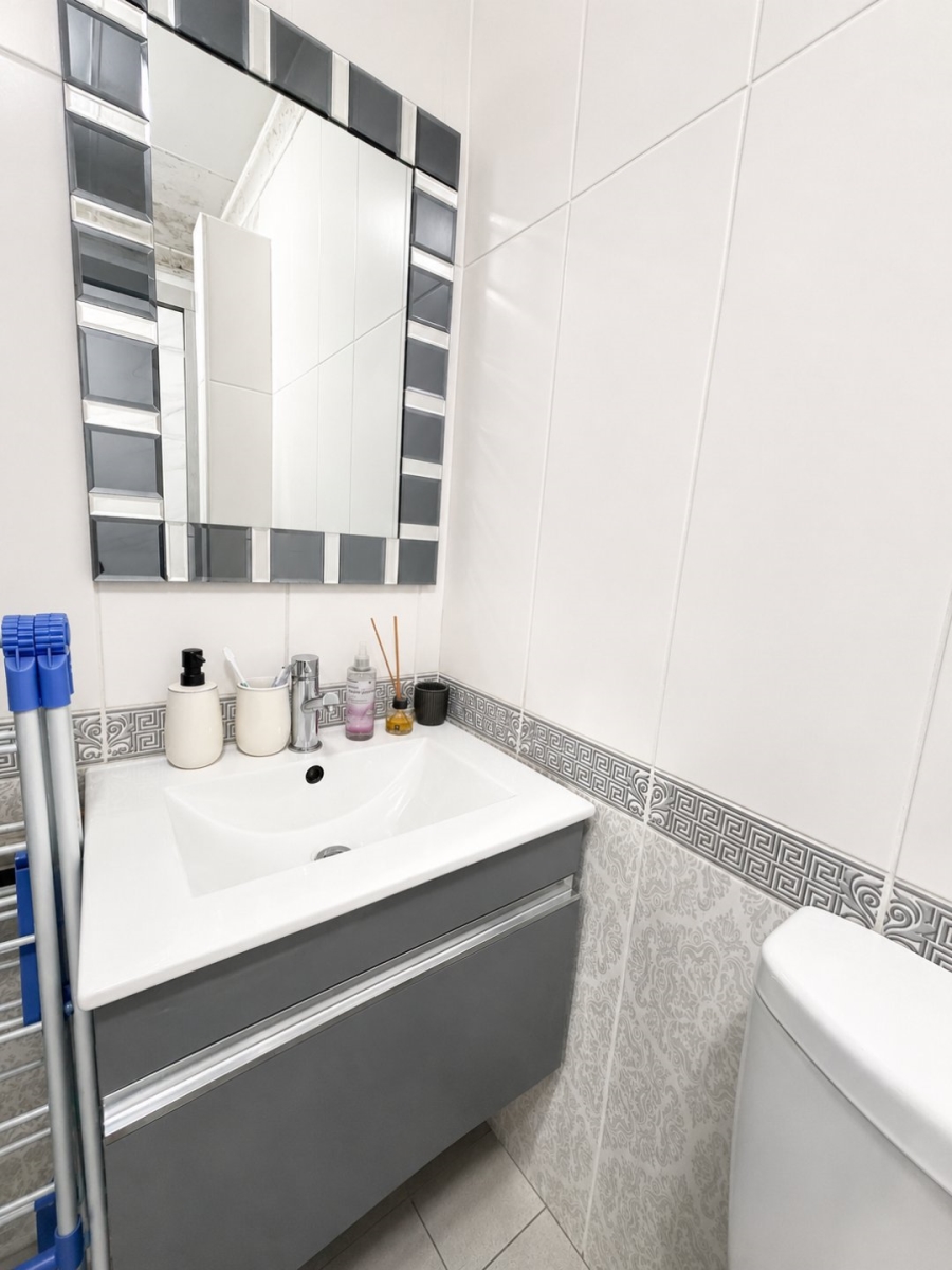 1 Bedroom Property for Sale in Noordwyk Gauteng