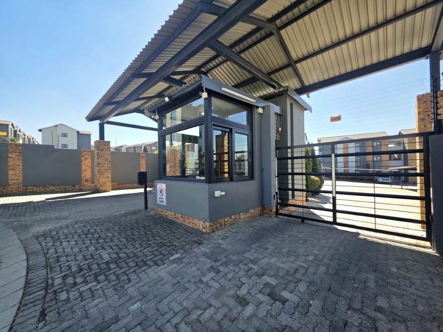 3 Bedroom Property for Sale in Diswilmar A H Gauteng