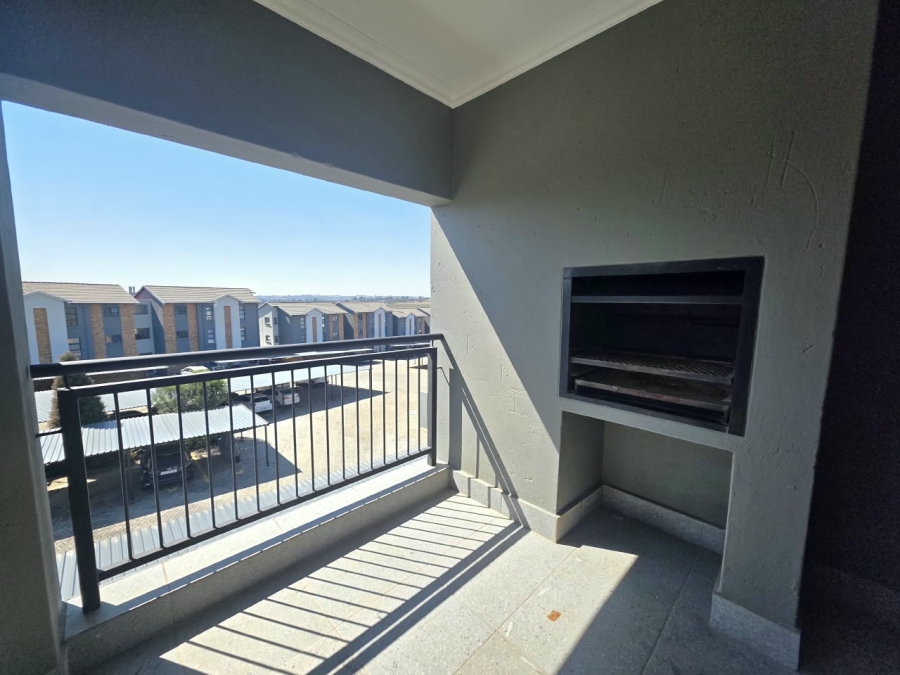 3 Bedroom Property for Sale in Diswilmar A H Gauteng