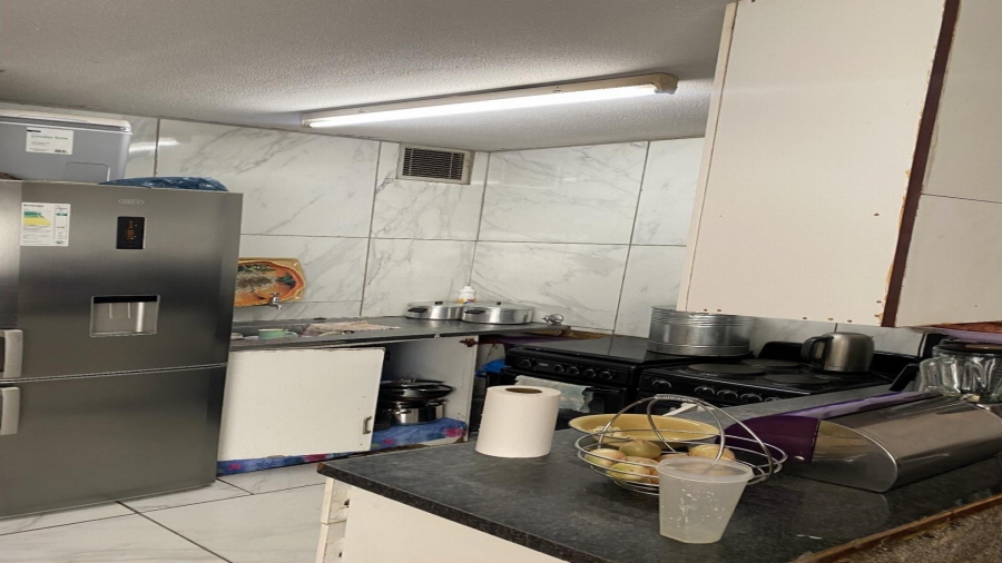 1 Bedroom Property for Sale in Pretoria Gauteng