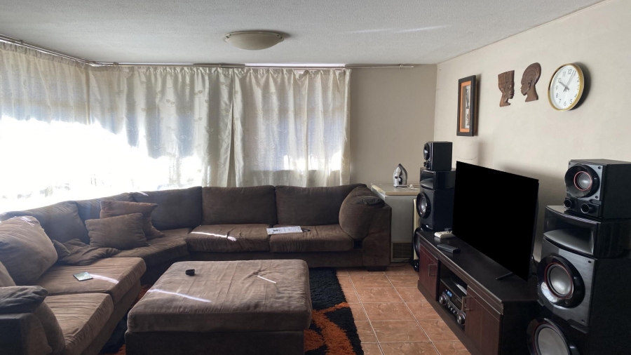 1 Bedroom Property for Sale in Pretoria Gauteng
