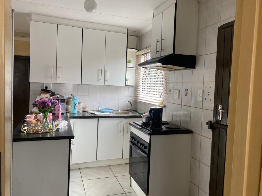3 Bedroom Property for Sale in Windmill Park Gauteng