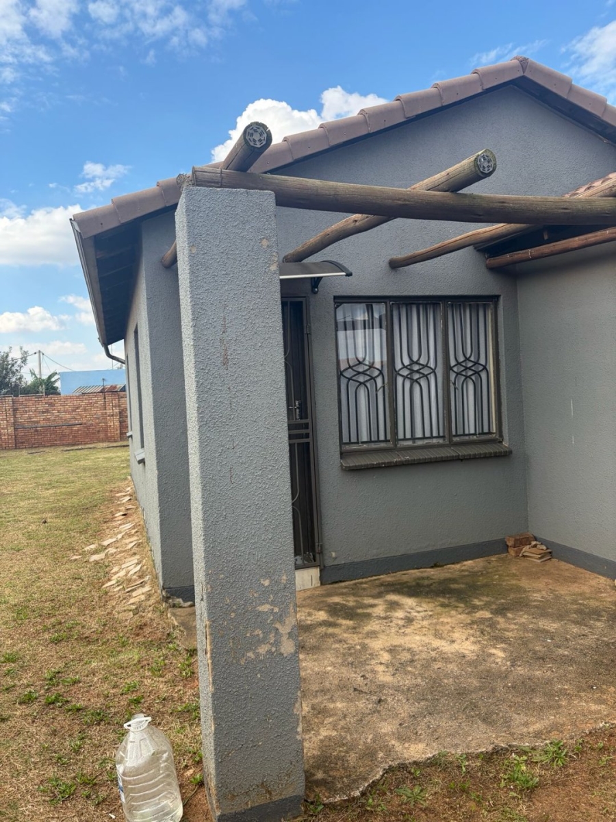3 Bedroom Property for Sale in Windmill Park Gauteng