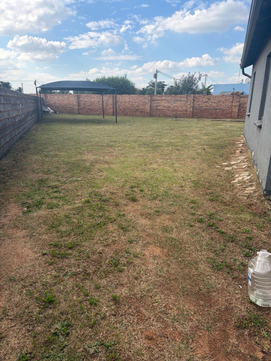 3 Bedroom Property for Sale in Windmill Park Gauteng