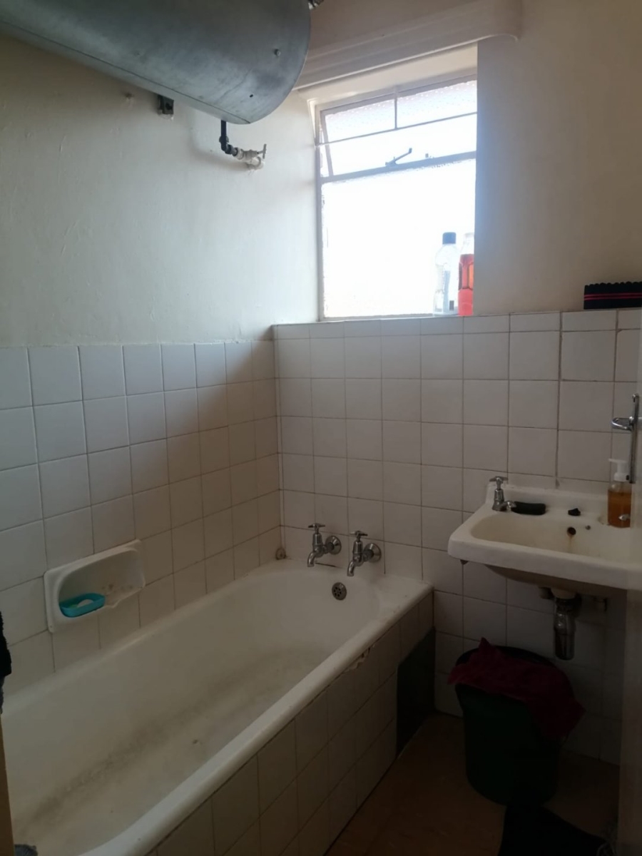 2 Bedroom Property for Sale in Pretoria West Gauteng