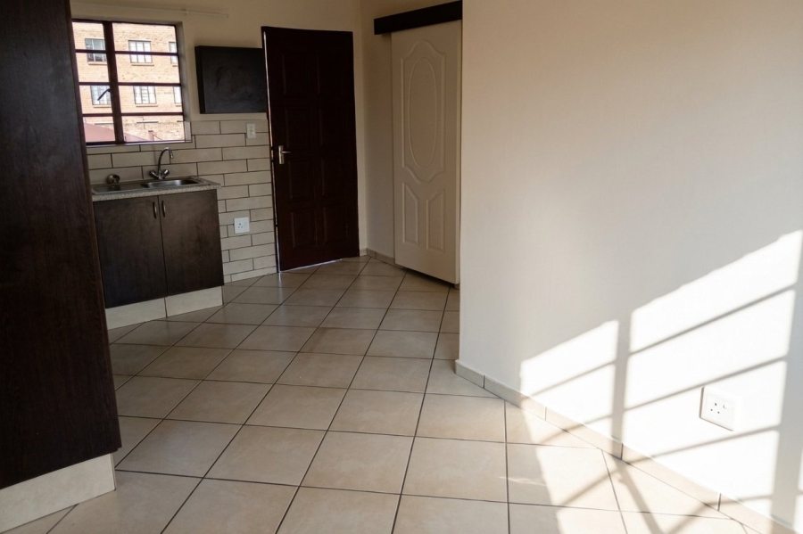 1 Bedroom Property for Sale in Kempton Park Central Gauteng