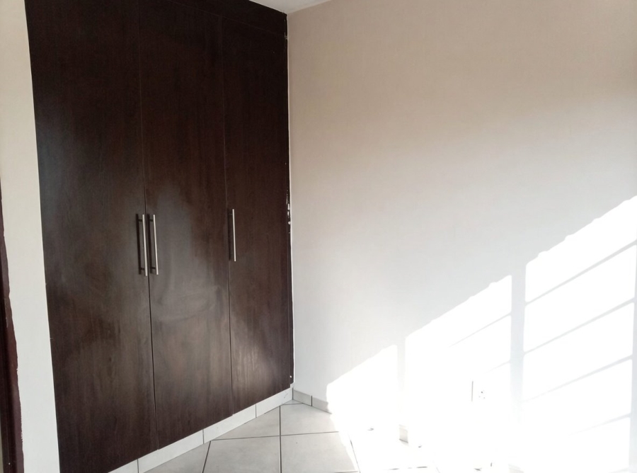 1 Bedroom Property for Sale in Kempton Park Central Gauteng