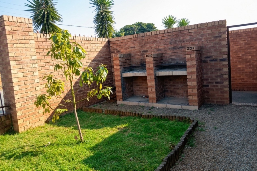 1 Bedroom Property for Sale in Kempton Park Central Gauteng