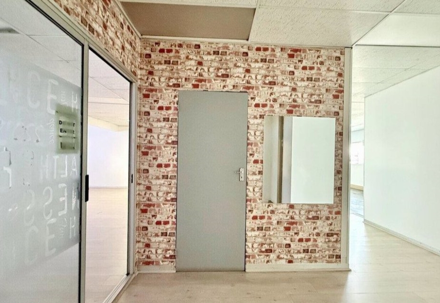 To Let Commercial Property for Rent in Garsfontein Gauteng