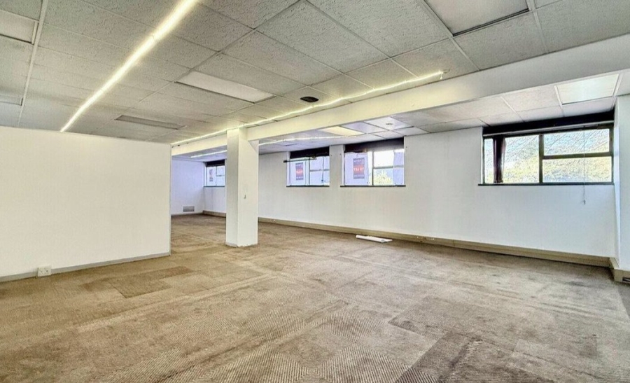 To Let Commercial Property for Rent in Garsfontein Gauteng