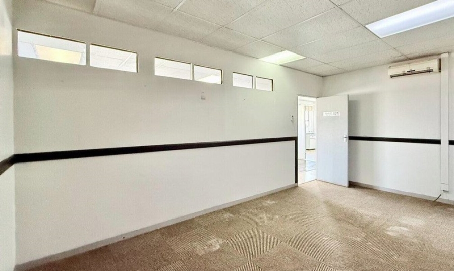 To Let Commercial Property for Rent in Garsfontein Gauteng