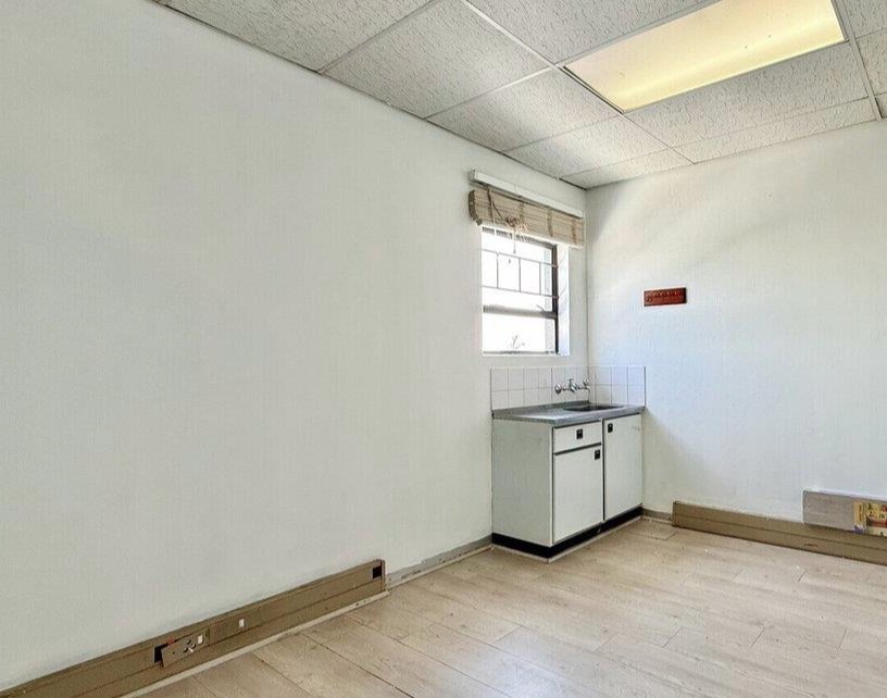 To Let Commercial Property for Rent in Garsfontein Gauteng