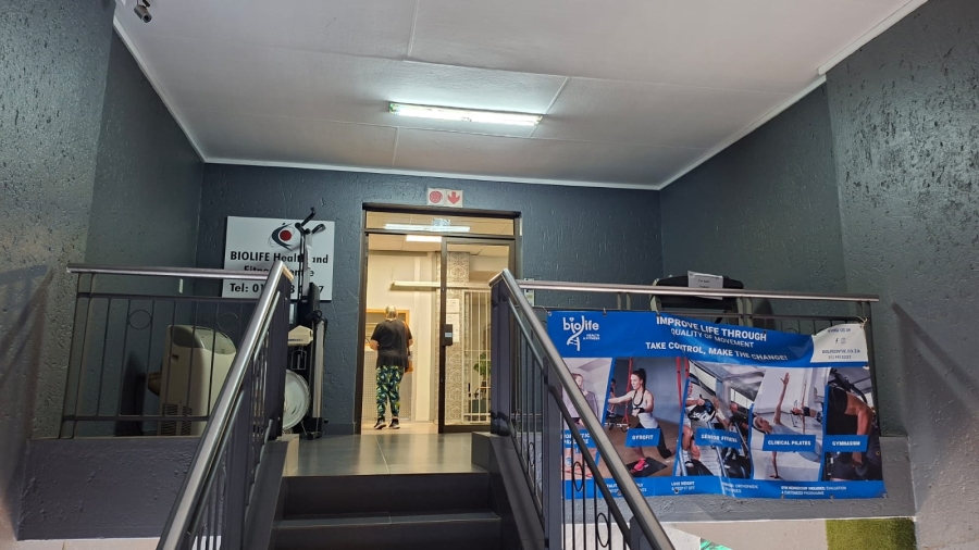 To Let Commercial Property for Rent in Garsfontein Gauteng
