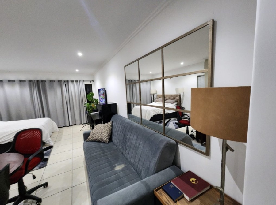 To Let 1 Bedroom Property for Rent in Sunninghill Gauteng