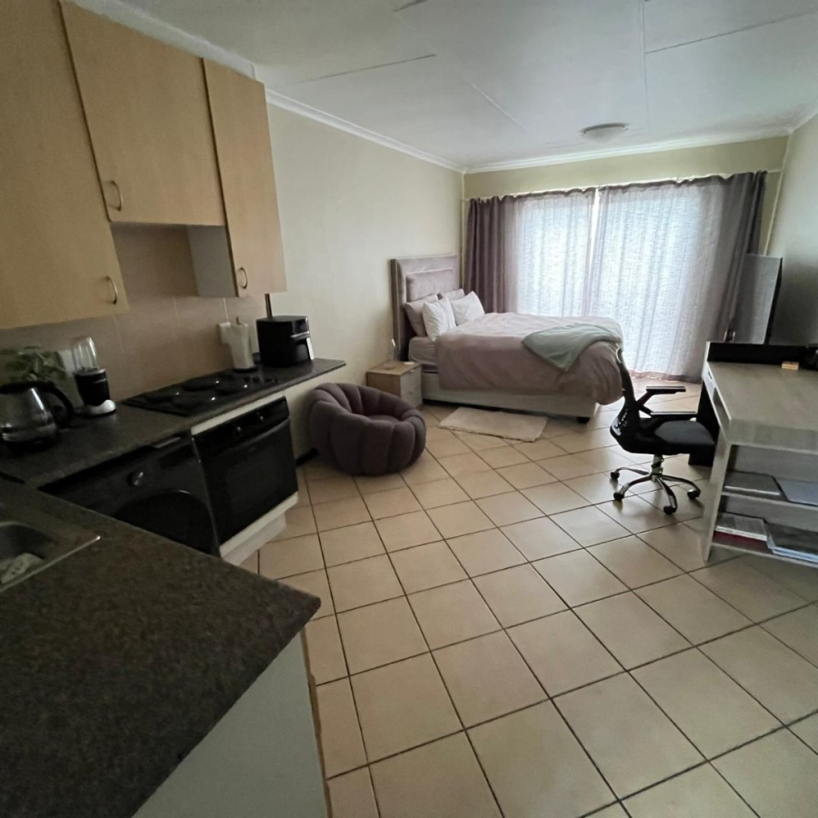 To Let 1 Bedroom Property for Rent in Karenpark Gauteng