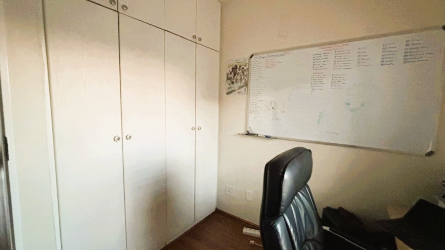 3 Bedroom Property for Sale in Eco Park Gauteng
