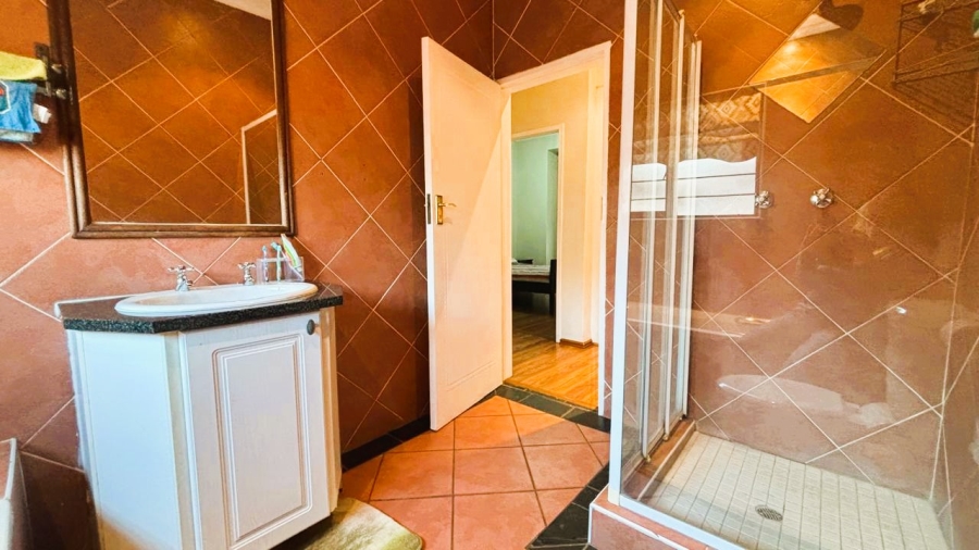 3 Bedroom Property for Sale in Eco Park Gauteng