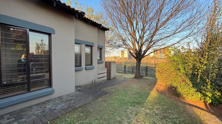 3 Bedroom Property for Sale in Eco Park Gauteng