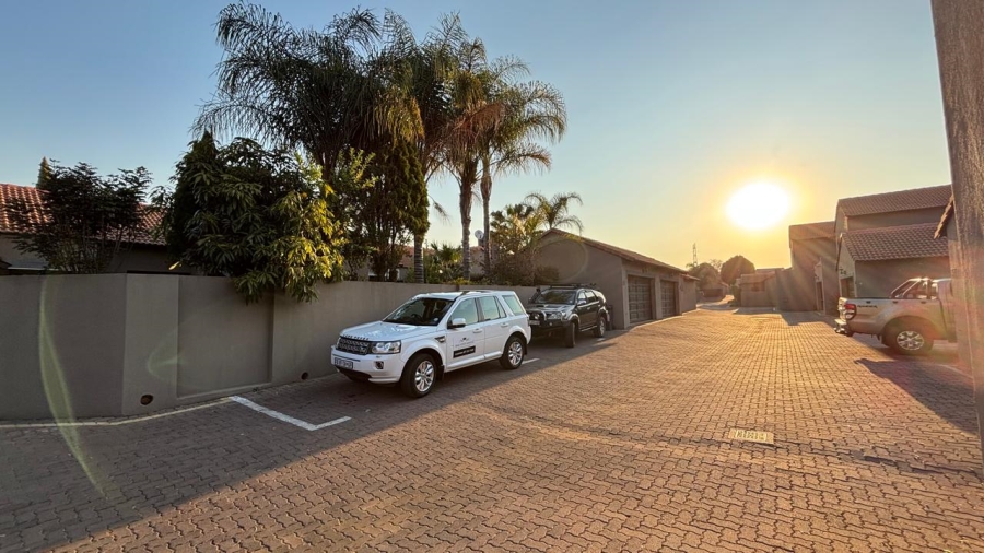 3 Bedroom Property for Sale in Eco Park Gauteng
