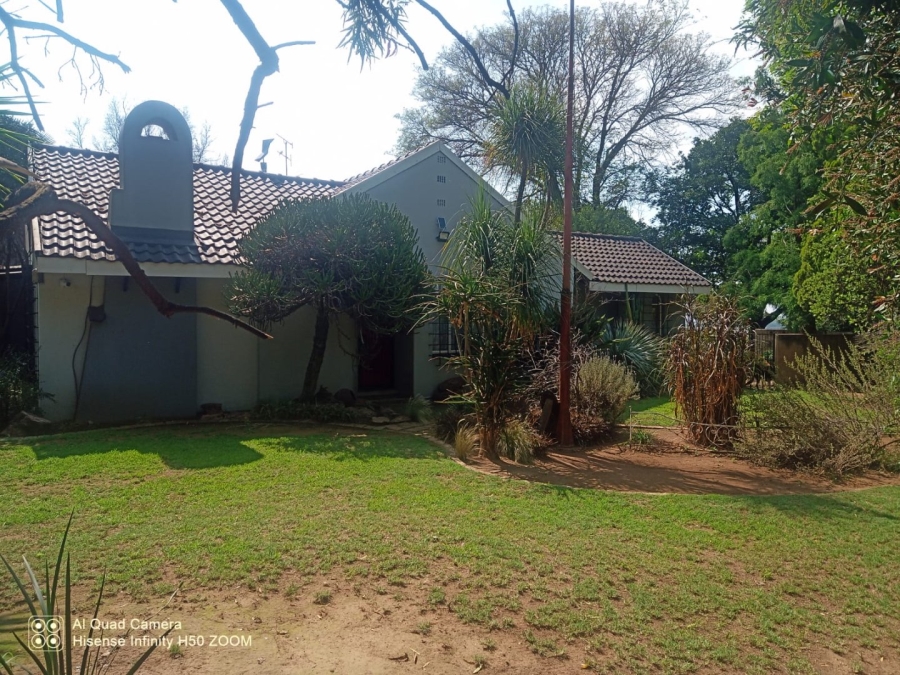 3 Bedroom Property for Sale in Selcourt Gauteng