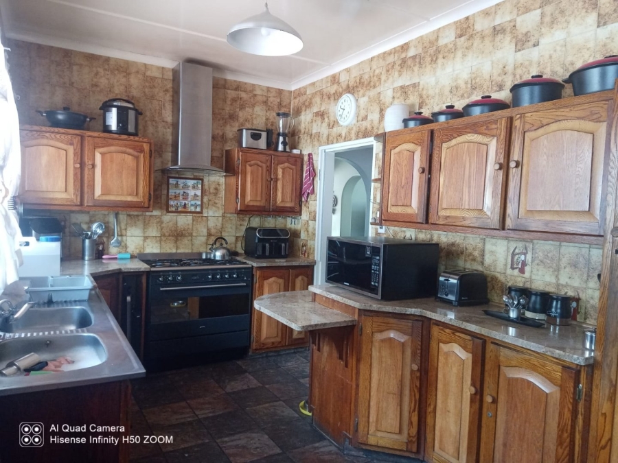 3 Bedroom Property for Sale in Selcourt Gauteng
