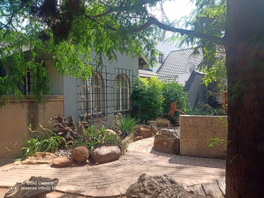 3 Bedroom Property for Sale in Selcourt Gauteng
