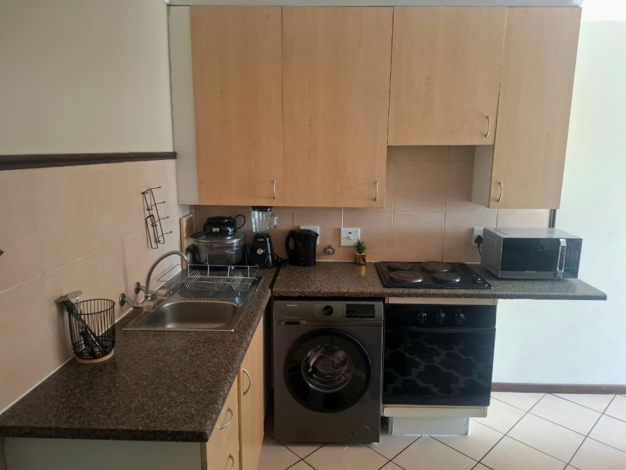 To Let 1 Bedroom Property for Rent in Karenpark Gauteng