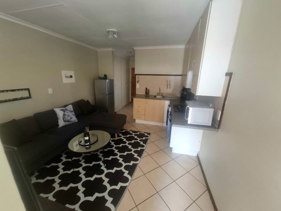 To Let 1 Bedroom Property for Rent in Karenpark Gauteng