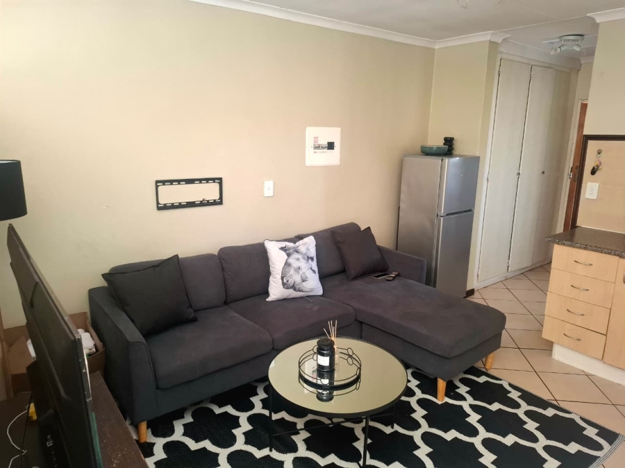 To Let 1 Bedroom Property for Rent in Karenpark Gauteng