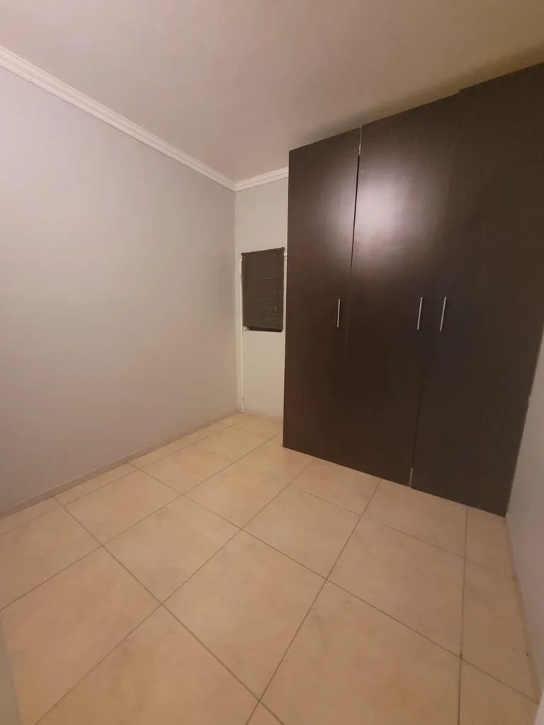 To Let 2 Bedroom Property for Rent in Vorna Valley Gauteng