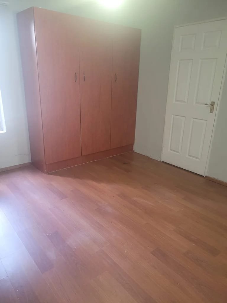 To Let 2 Bedroom Property for Rent in Vorna Valley Gauteng