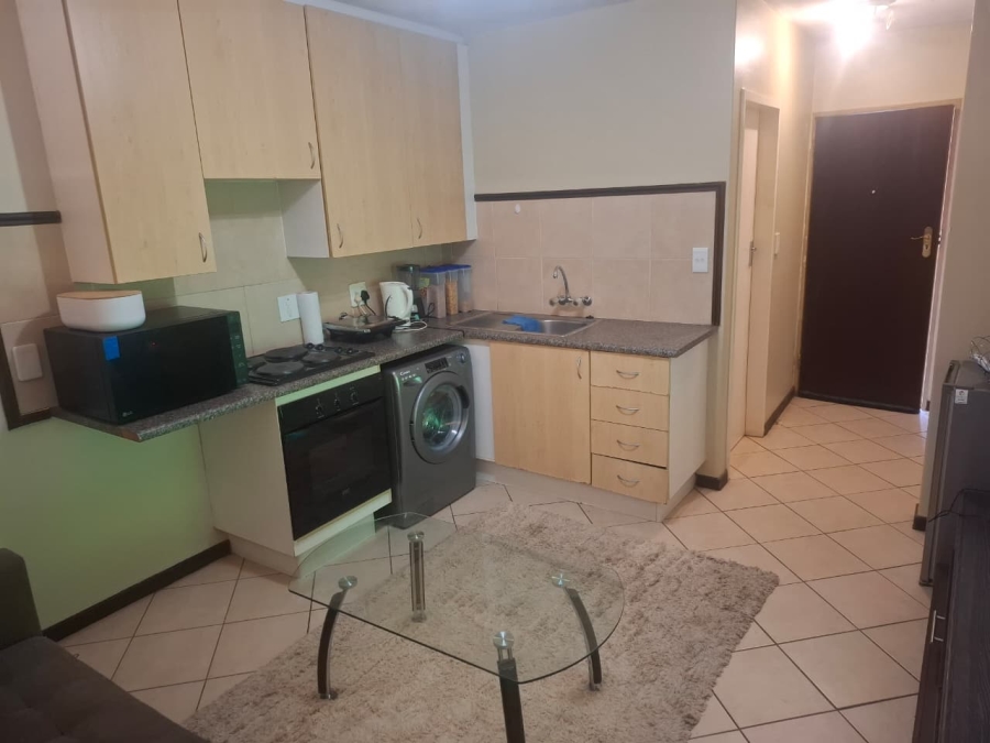 To Let 1 Bedroom Property for Rent in Karenpark Gauteng