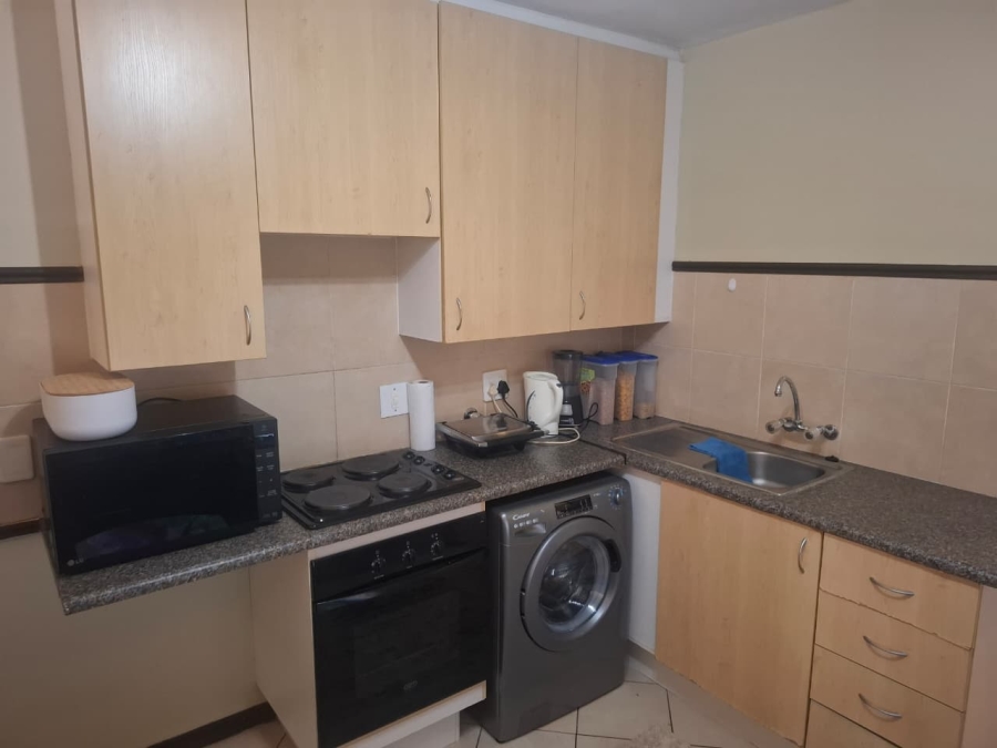 To Let 1 Bedroom Property for Rent in Karenpark Gauteng