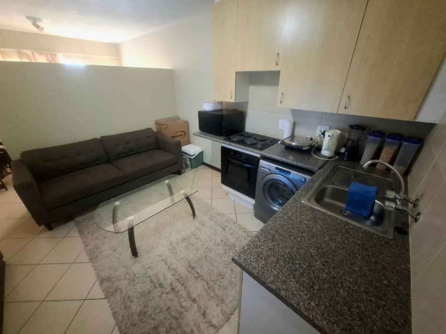 To Let 1 Bedroom Property for Rent in Karenpark Gauteng