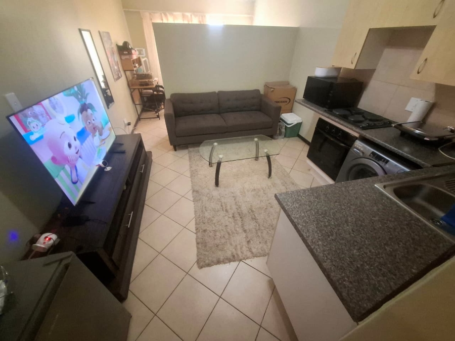 To Let 1 Bedroom Property for Rent in Karenpark Gauteng