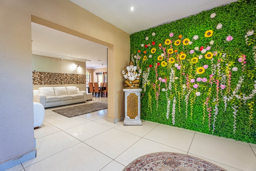 4 Bedroom Property for Sale in Lonehill Gauteng
