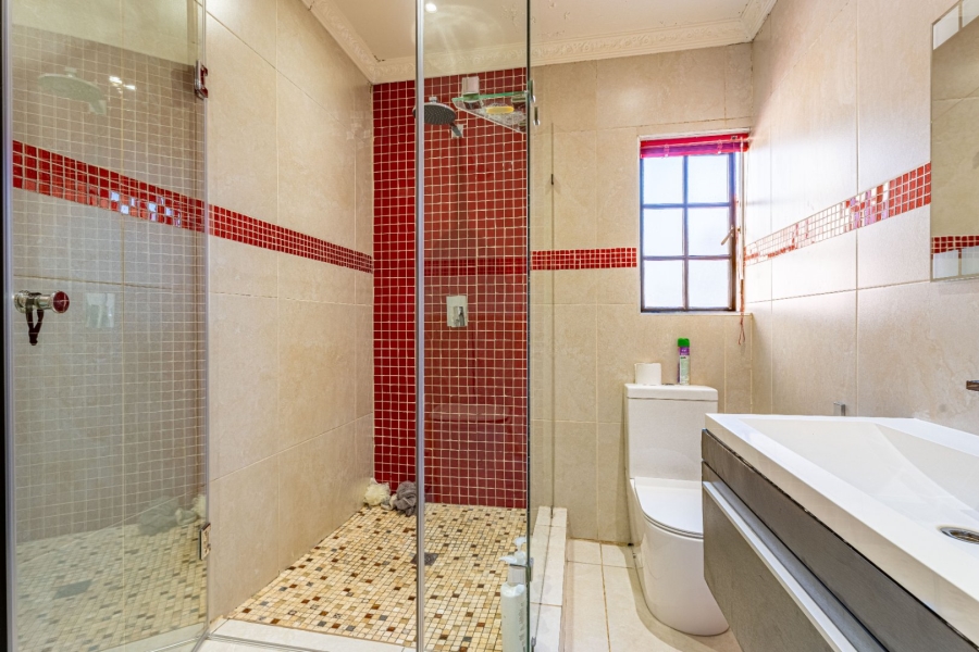 4 Bedroom Property for Sale in Lonehill Gauteng