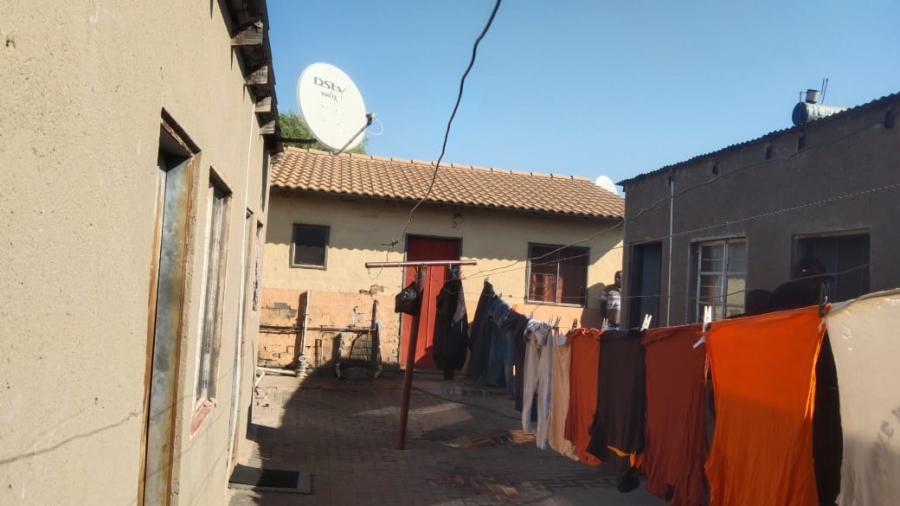 2 Bedroom Property for Sale in Olievenhoutbosch Gauteng