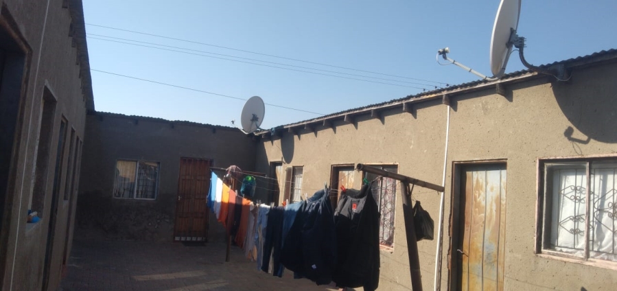 2 Bedroom Property for Sale in Olievenhoutbosch Gauteng