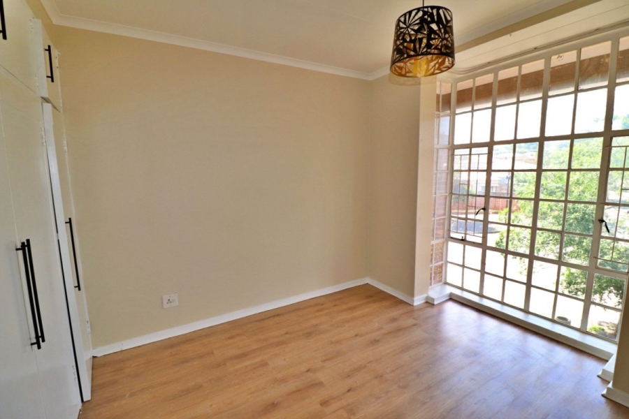 3 Bedroom Property for Sale in Symhurst Gauteng